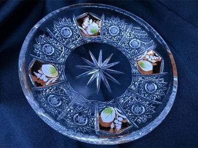 Krištálový brúsený tanier ručná maľba 14 cm