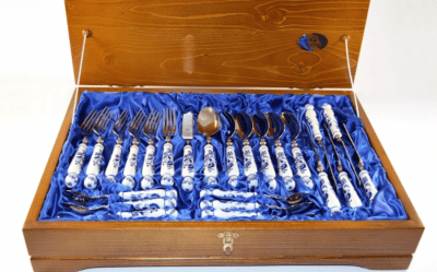 Cibulák – Luxusná príborová súprava v drevenej kazete 24 dielna