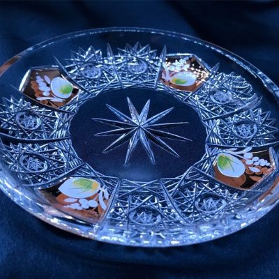 Krištálový brúsený tanier ručná maľba 14 cm
