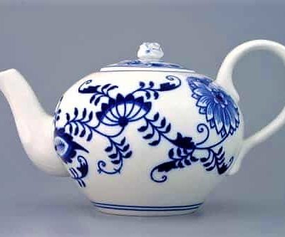 Cibulák – Kanvica čajová so sitkom 0,65 l – originál cibuľový porcelán 1. akosť