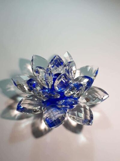 Krištáľový lotosový kvet modrý 15 cm - Image 2