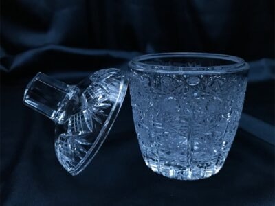 Krištálová brúsená dóza medovka 10 cm s viečkom - Image 3