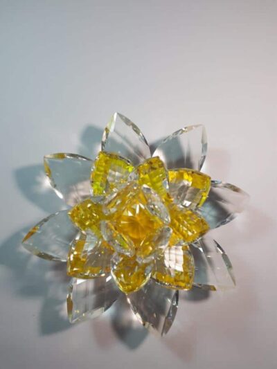 Krištáľový lotosový kvet žltý 15 cm - Image 3