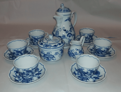 Cibulák – Kávová súprava 0,08 l – originálny cibuľový porcelán 1. akosť